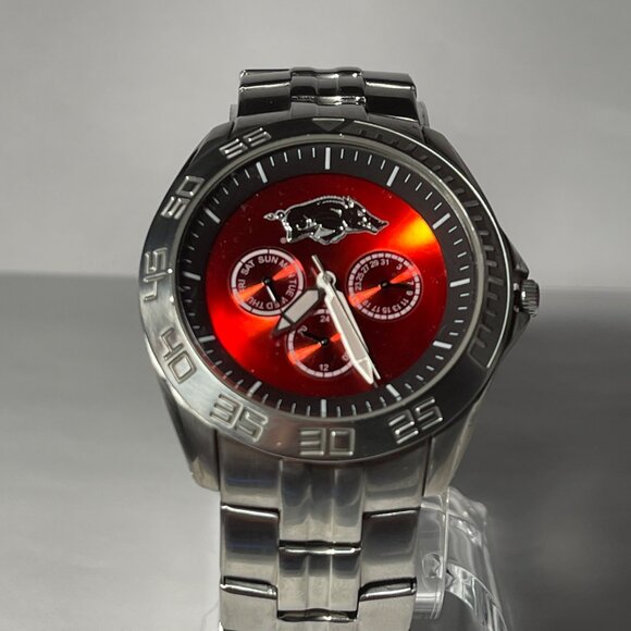 Arkansas Razorbacks NCAA Stainless-Steel Chronograph Watch by Fossil NEW (RARE) - Picture 2 of 8